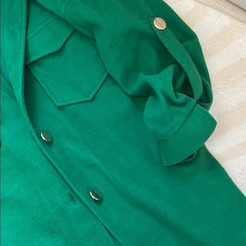 Green Casual Button Down Jacket With Classic Coll… - image 2